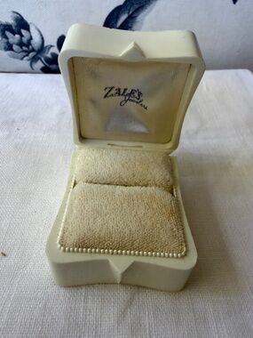 Mid-century Zales Jewelers Ring Box (empty) Vintage by Dennison USA